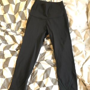 Lululemon cropped leggings